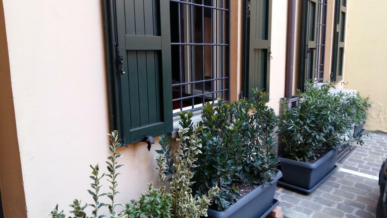 Mandria Apartments 1 2 Bolonya Dış mekan fotoğraf
